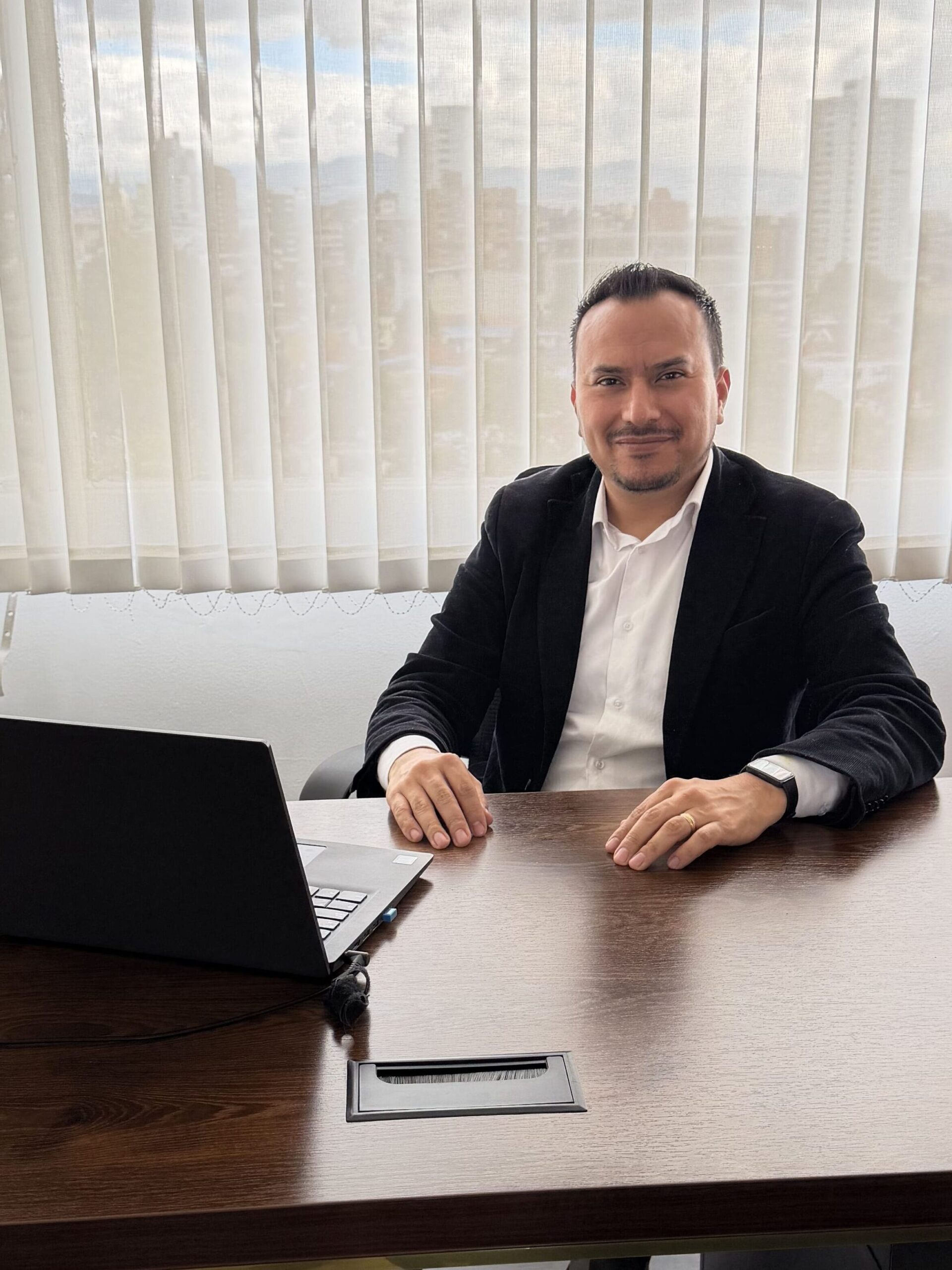 Asesor comercial, Bucurú Abogados & Asociados